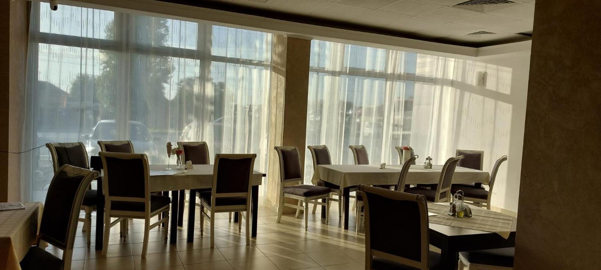 Hotel Riga Arad Exteriér fotografie